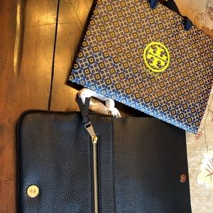 NWT Tory Burch Black Convertible Clutch/Shoulder!!